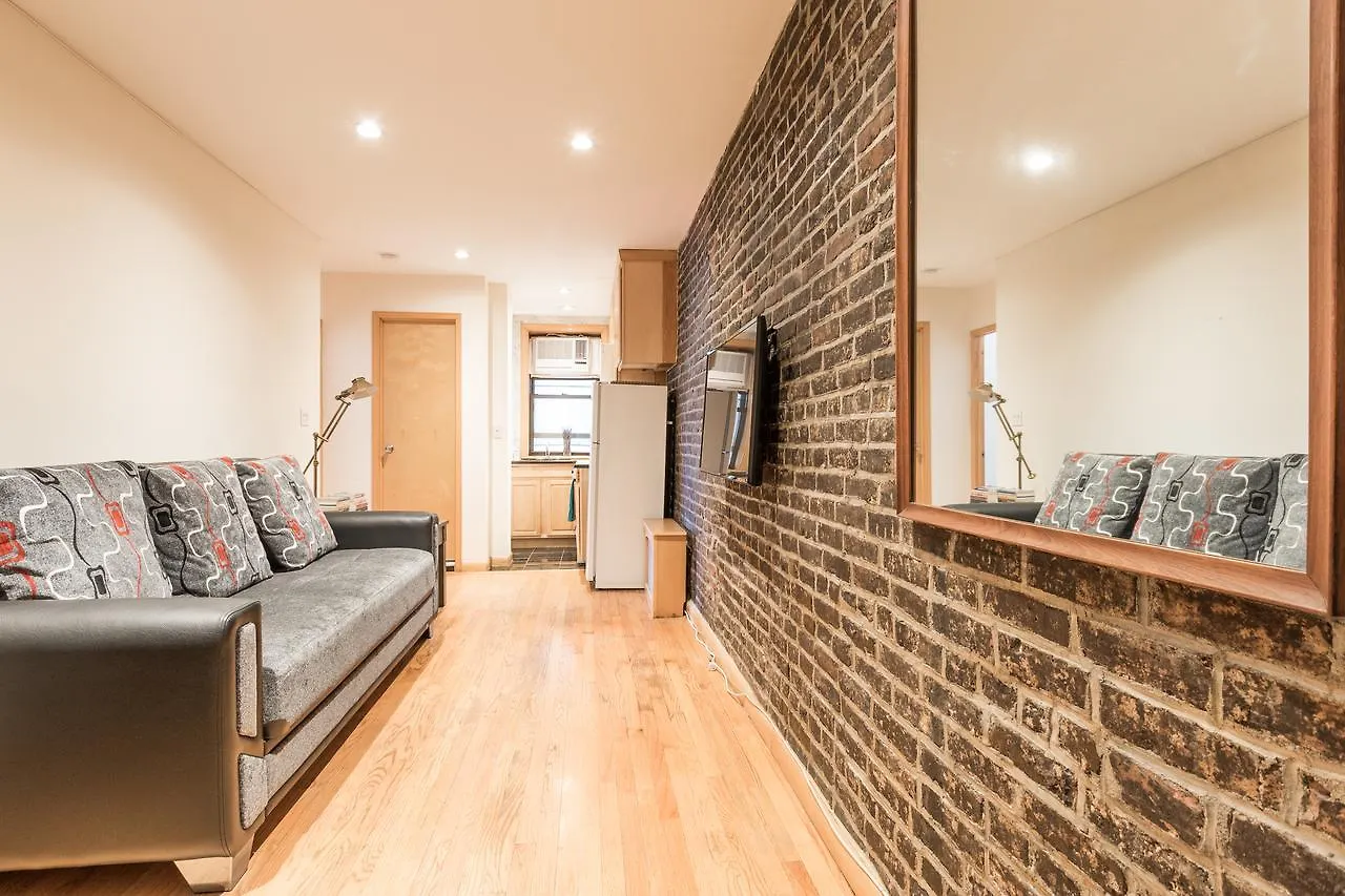 Deluxe And Stylish Apartment With Brick Wall Exposed Nueva York