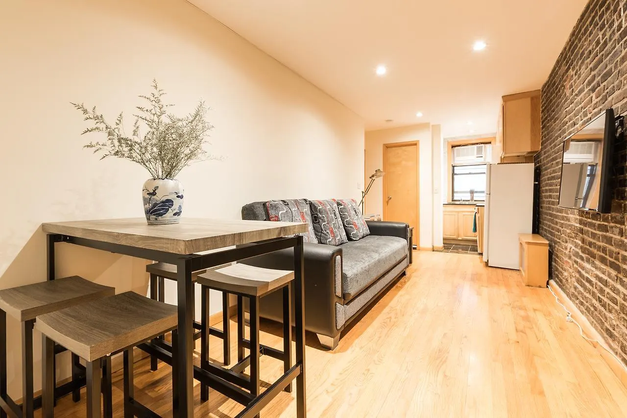 Deluxe And Stylish Apartment With Brick Wall Exposed Nueva York
